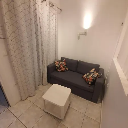 Aparthotel Sunset_apartments Only 15 Meters From The Sea Néos Marmarás
